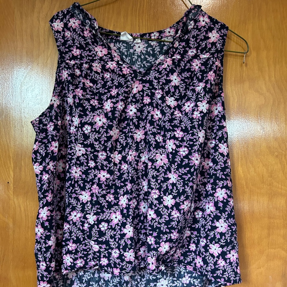 Navy sleeveless floral top